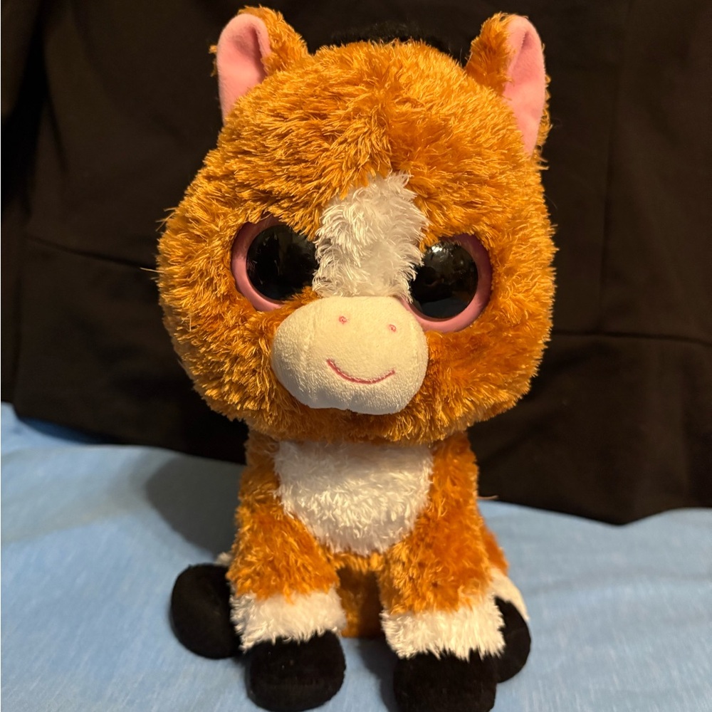 Adorable Plush Toy with Big Eyes